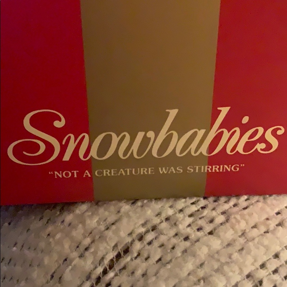 Snowbabies Collection - Picture 2 of 3